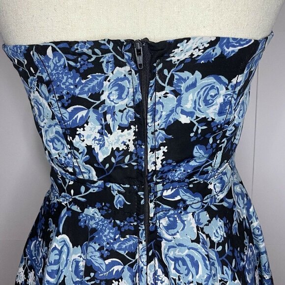 H&M Divided Size 8 Dress Strapless Skater Dress Blue Floral Lined - Picture 8 of 8